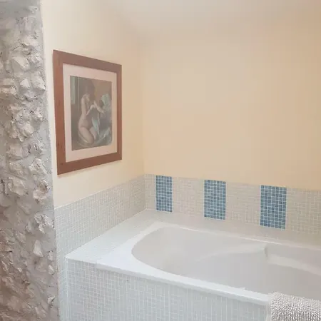 Le Vieux Couvent Feriehus *