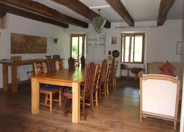 Le Vieux Couvent بيت للعطل