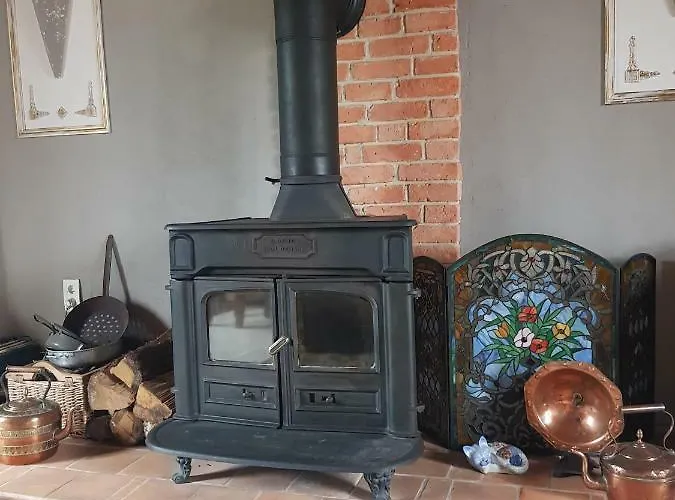 Le Vieux Couvent بيت للعطل Deviat